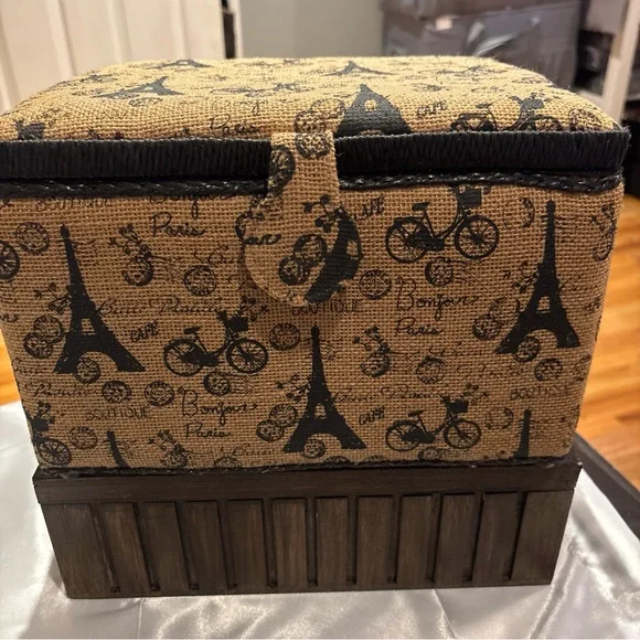 Source Unknown Eiffel Tower Sewing Box - Black and Tan - Picture 2 of 12